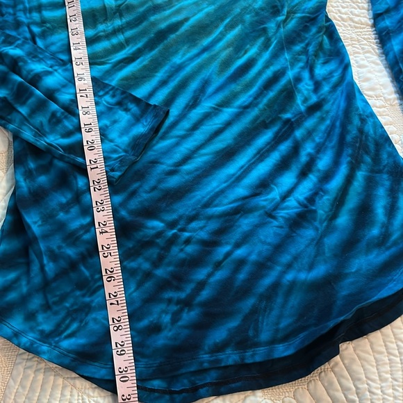 Earth 🌍 Yoga Organic Cotton and Bamboo Tie Dye Long Sleeve Tee - Picture 5 of 5
